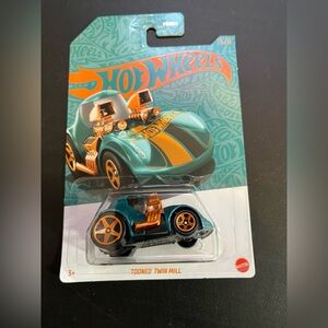 🔥5/$20 Tooned Twin Mill🔥